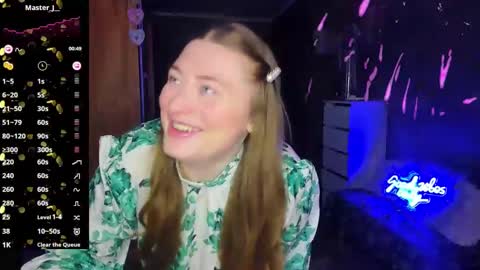 Sophie online show from 03-08-25, 04:56
