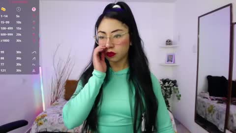 Demy  online show from 06-09-26, 12:33