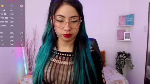 Demy  online show from 06-24-26, 11:48