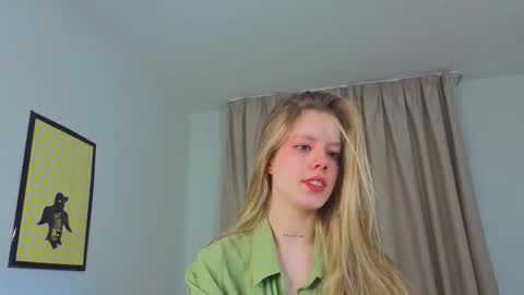 Emma online show from 03-19-26, 06:06