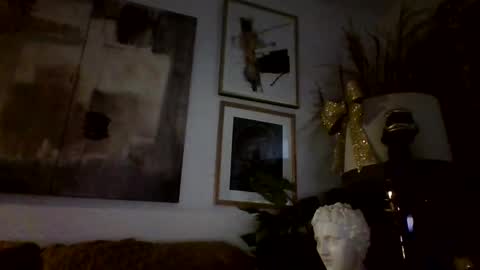 Snapshot of denboisvin2043 chatting on 12-05-24, 12:11 denboisvin2043 online show from 12-05-24, 12:11