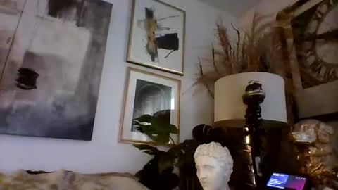 Snapshot of denboisvin2043 chatting on 02-06-25, 12:05 denboisvin2043 online show from 02-06-25, 12:05