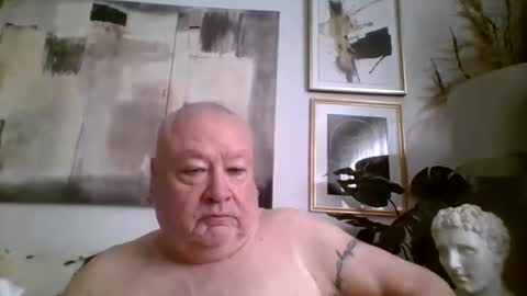 Snapshot of denboisvin2043 chatting on 10-09-25, 01:20 denboisvin2043 online show from 10-09-25, 01:20