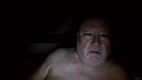 Snapshot of denboisvin2043 chatting on 10-16-25, 01:06 denboisvin2043 online show from 10-16-25, 01:06