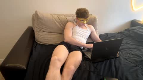 Snapshot of deniel_horny chatting on 05-11-26, 08:31 Deni online show from 05-11-26, 08:31