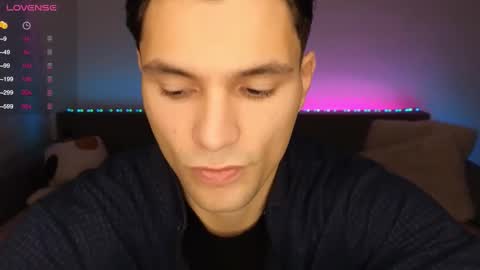 Den online show from 11-03-25, 07:42