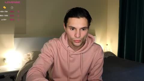 Snapshot of denlover chatting on 04-04-26, 03:31 Den online show from 04-04-26, 03:31