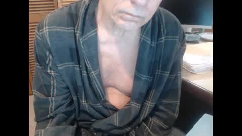 Den  Jet online show from 04-24-26, 10:28