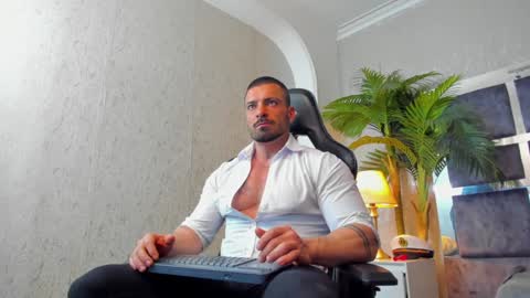 dennis_cox_ online show from 01-02-25, 12:46