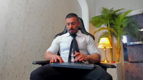dennis_cox_ online show from 01-02-25, 04:02