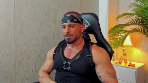 dennis_cox_ online show from 01-16-25, 04:17