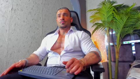 dennis_cox_ online show from 01-30-25, 11:55