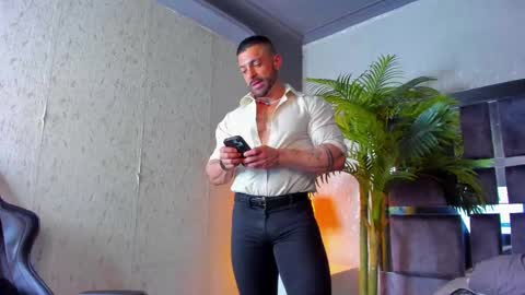 dennis_cox_ online show from 03-10-25, 10:04