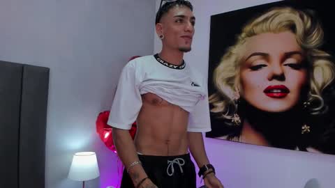 Snapshot of dennis_kinsey chatting on 02-16-26, 07:21 Dennis Kinsey online show from 02-16-26, 07:21