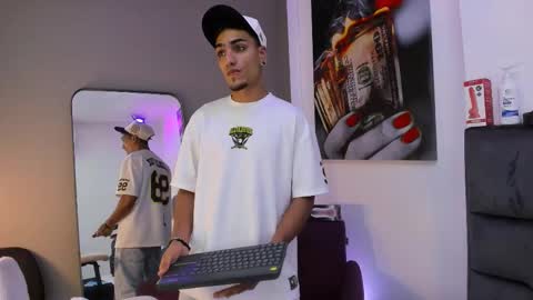 Snapshot of dennis_kinsey chatting on 03-09-26, 07:07 Dennis Kinsey online show from 03-09-26, 07:07