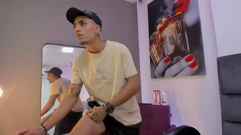 Snapshot of dennis_kinsey chatting on 03-29-26, 07:25 Dennis Kinsey online show from 03-29-26, 07:25