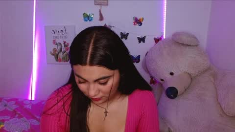Snapshot of dennis_love_ chatting on 04-15-26, 04:30 rosse online show from 04-15-26, 04:30