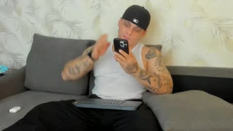 dennis munera online show from 12-04-24, 11:08