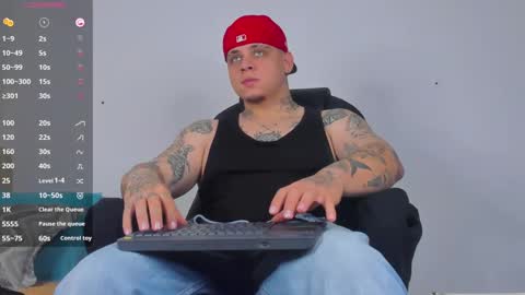 dennis munera online show from 09-28-25, 12:54