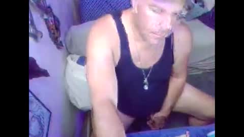 Snapshot of denveversbb chatting on 10-18-25, 04:15 denveversbb online show from 10-18-25, 04:15