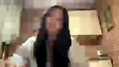 Emma online show from 09-28-25, 03:06