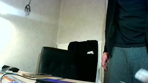 Snapshot of dereck59 chatting on 04-10-26, 08:24 dereck59 online show from 04-10-26, 08:24