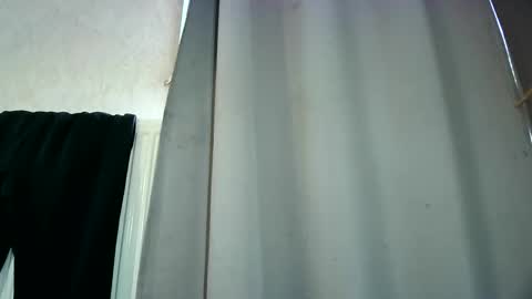 Snapshot of dereck59 chatting on 04-11-26, 08:18 dereck59 online show from 04-11-26, 08:18