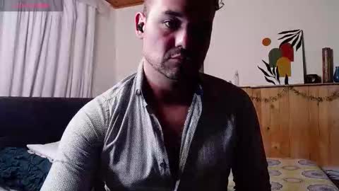 Dereck Mills3 online show from 01-14-26, 02:39