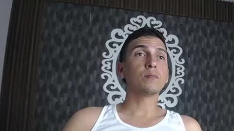 Dereck online show from 06-14-26, 03:08
