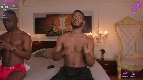 Snapshot of dereckandjake chatting on 12-17-24, 12:00 Dereck and Jake online show from 12-17-24, 12:00