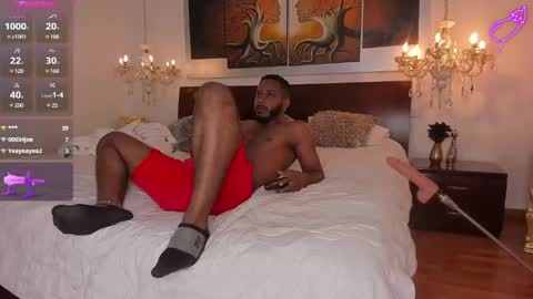 Snapshot of dereckandjake chatting on 01-28-25, 03:04 Dereck and Jake online show from 01-28-25, 03:04