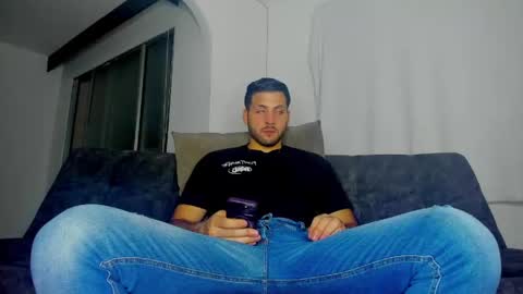 dereckhardd online show from 05-01-26, 02:05