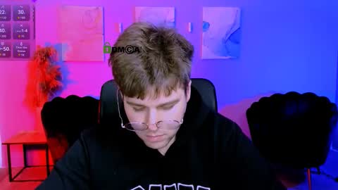 derek_hawk_ online show from 03-22-26, 09:45