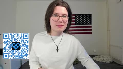 Derek online show from 10-18-25, 02:40