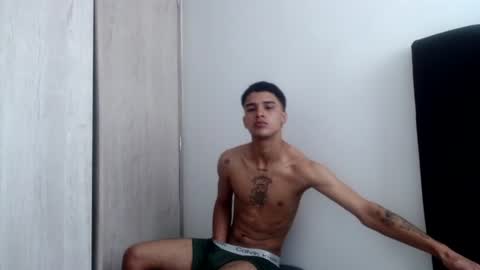 derek_star_ online show from 06-25-26, 04:00