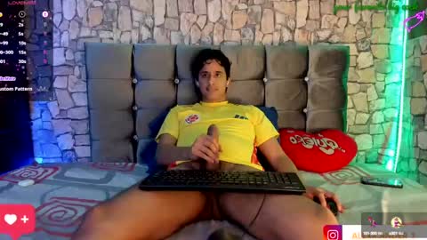 DEREKK   online show from 01-28-25, 02:21