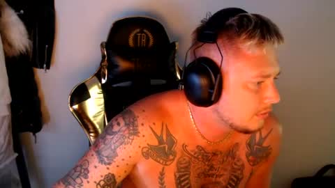 Gemeinsam Spass habentry together online show from 07-18-26, 03:16