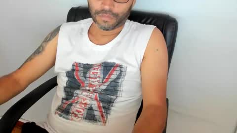     online show from 06-08-26, 01:00
