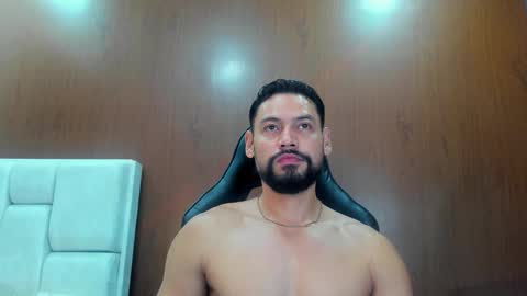 DerryBigger CM online show from 10-02-25, 02:02