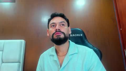 DerryBigger CM online show from 11-21-25, 07:12