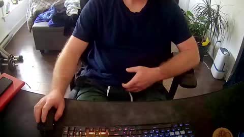 Snapshot of desdisdes chatting on 09-21-25, 02:51 desdisdes online show from 09-21-25, 02:51