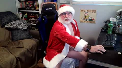 Snapshot of desertknight56 chatting on 01-18-25, 05:48 D K online show from 01-18-25, 05:48