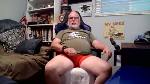 Snapshot of desertknight56 chatting on 09-25-25, 01:09 D K online show from 09-25-25, 01:09