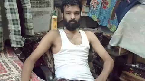 desi_boy799417 online show from 05-05-26, 07:27