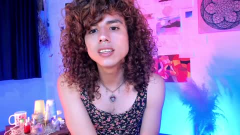 Snapshot of desidias chatting on 01-18-25, 12:57 Desidias online show from 01-18-25, 12:57