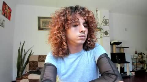 Snapshot of desidias chatting on 06-16-26, 10:45 Desidias online show from 06-16-26, 10:45