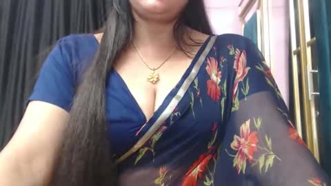 Maisa online show from 10-13-25, 04:40