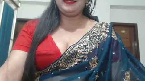 Snapshot of desimaisa130 chatting on 05-05-26, 04:26 Maisa online show from 05-05-26, 04:26