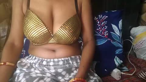 Snapshot of desiprincess35 chatting on 07-15-26, 06:35 desiprincess35 online show from 07-15-26, 06:35