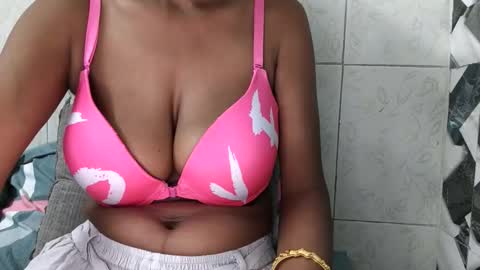 desiprincessaga online show from 10-31-25, 04:02